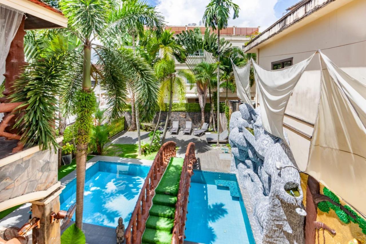 Villa Cologne​ @Nanai Villa Patong Екстериор снимка